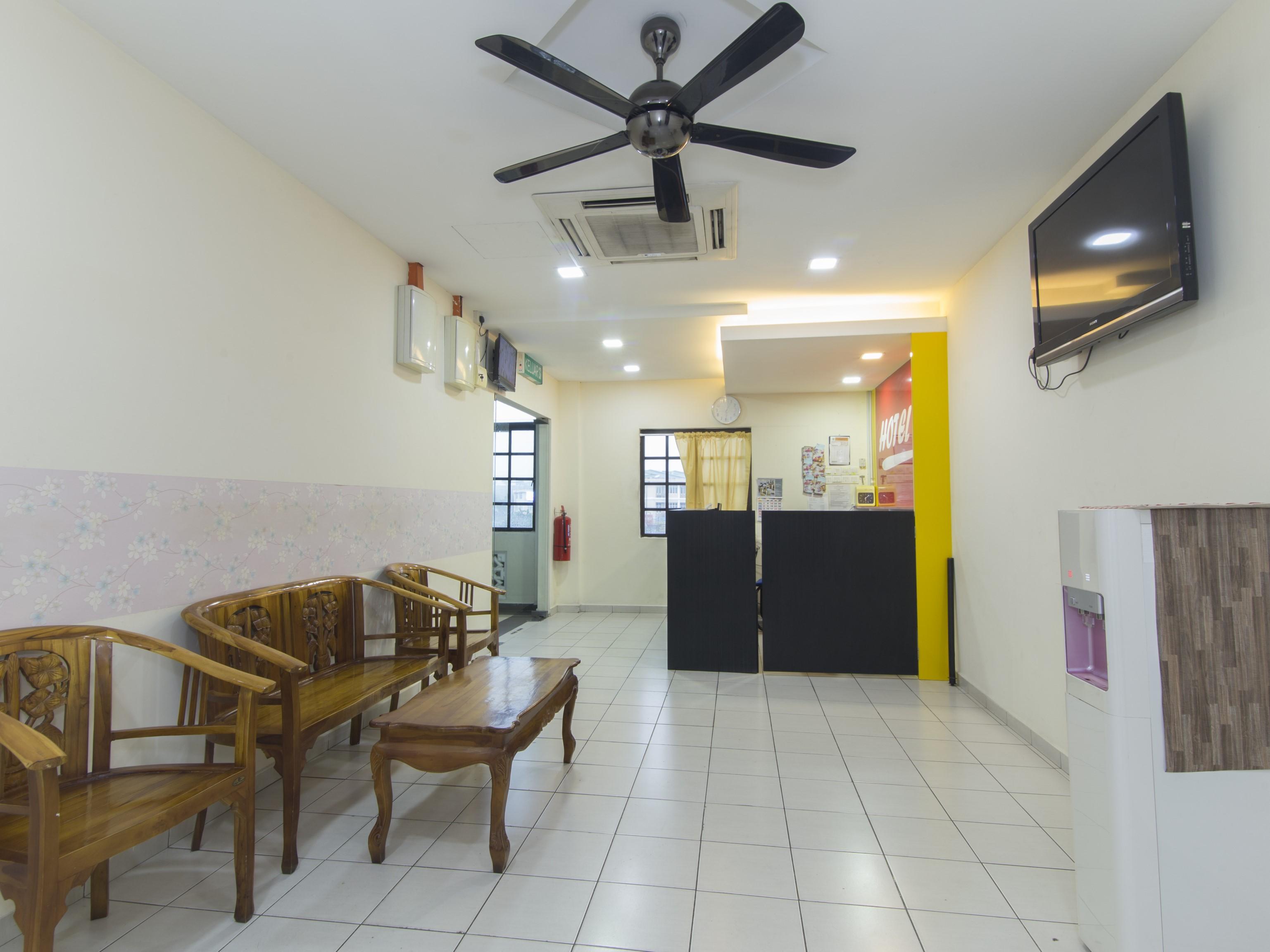 Oyo 91130 Hotel 91 Bukit Mewah Kajang Bagian luar foto