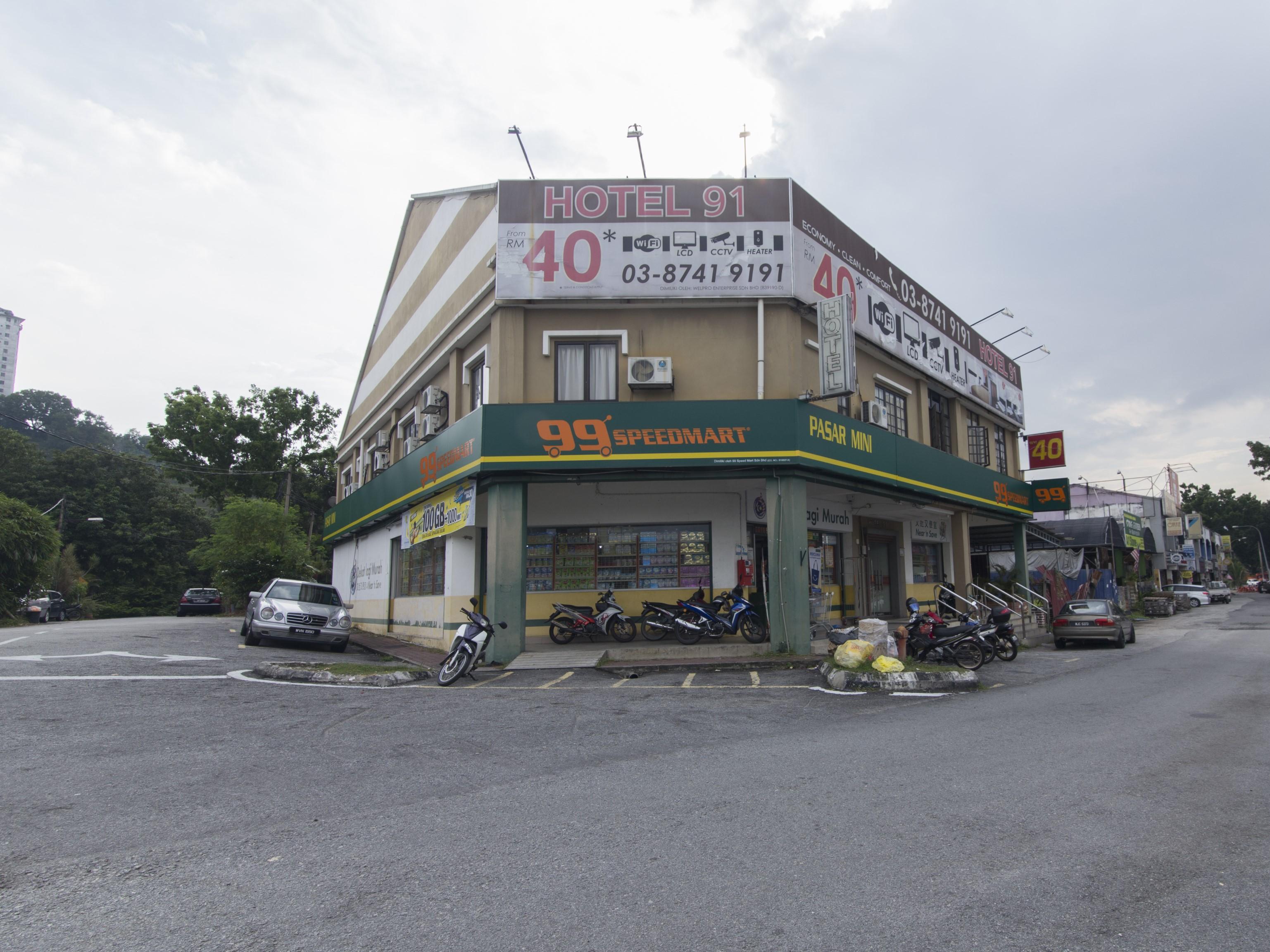 Oyo 91130 Hotel 91 Bukit Mewah Kajang Bagian luar foto