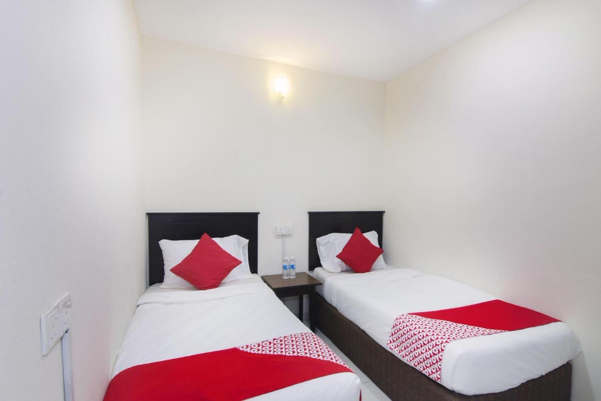 Oyo 91130 Hotel 91 Bukit Mewah Kajang Bagian luar foto