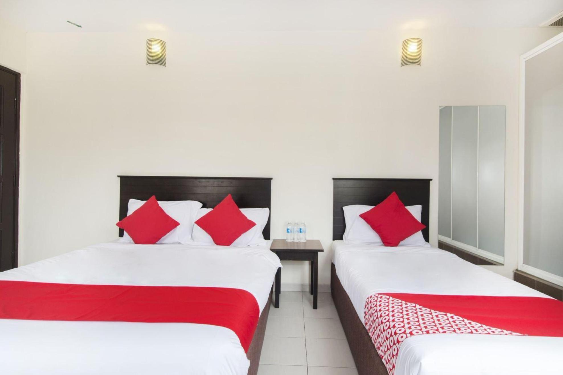 Oyo 91130 Hotel 91 Bukit Mewah Kajang Bagian luar foto