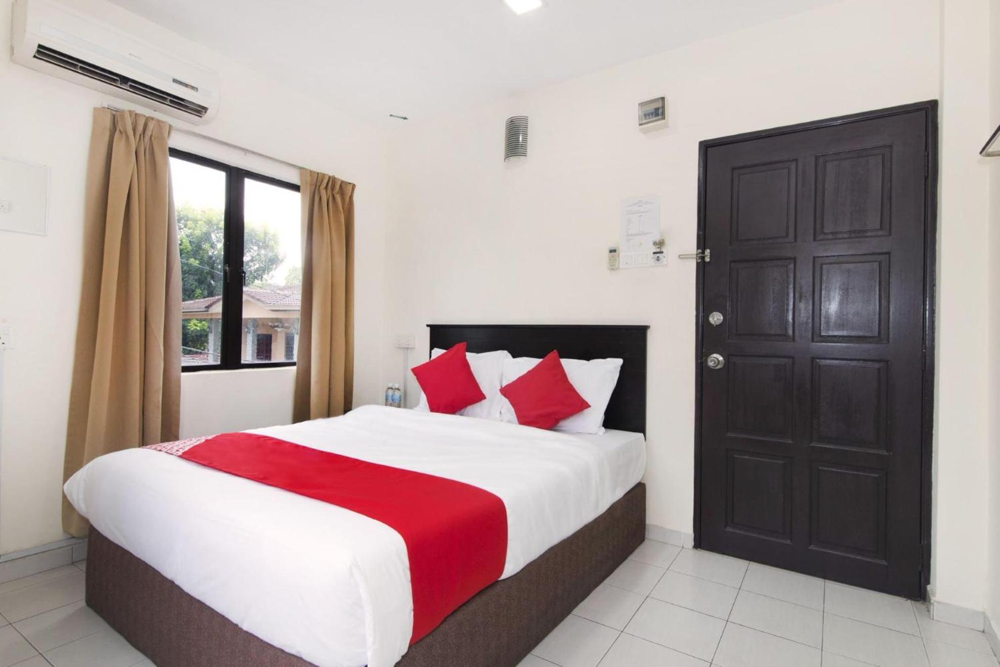 Oyo 91130 Hotel 91 Bukit Mewah Kajang Bagian luar foto