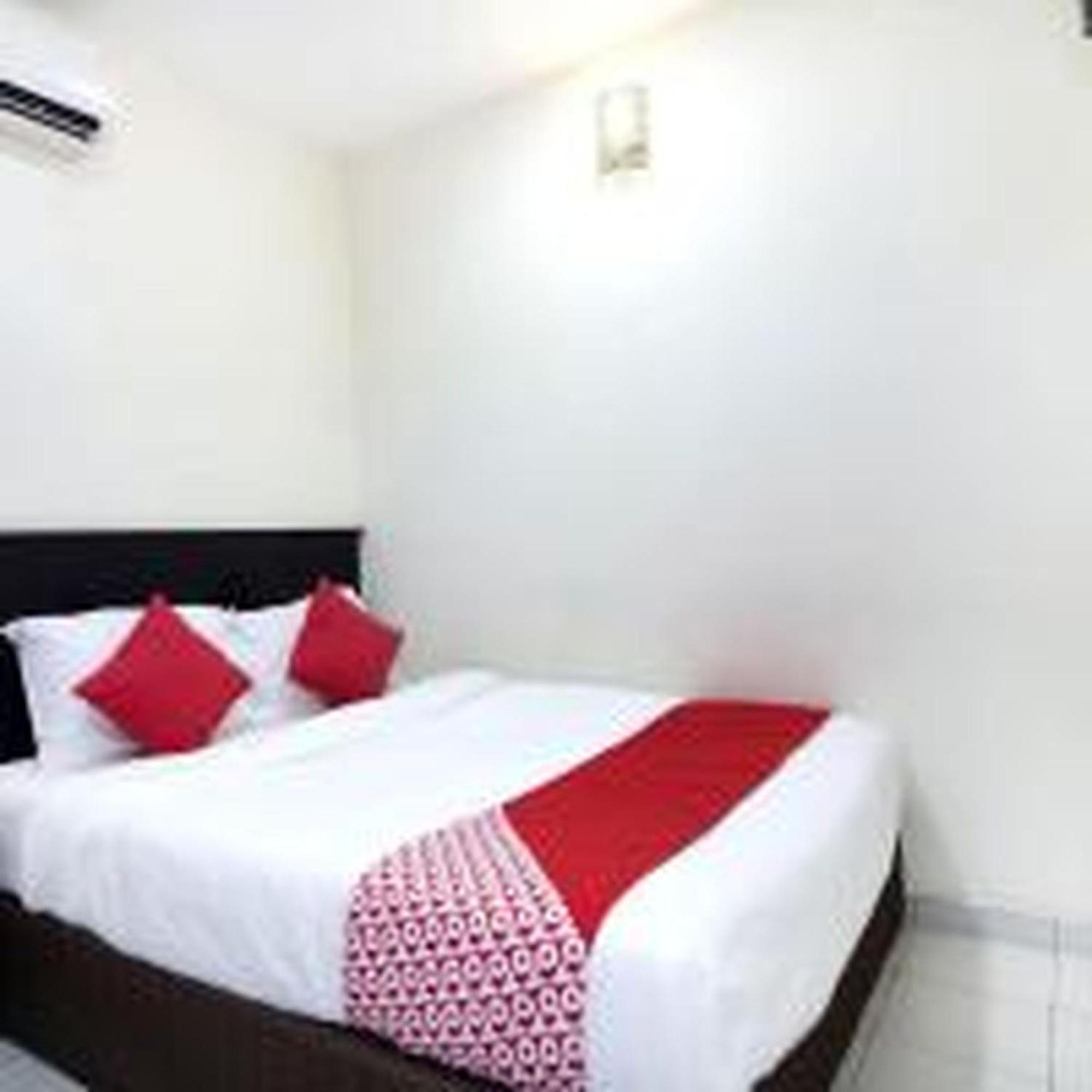 Oyo 91130 Hotel 91 Bukit Mewah Kajang Bagian luar foto