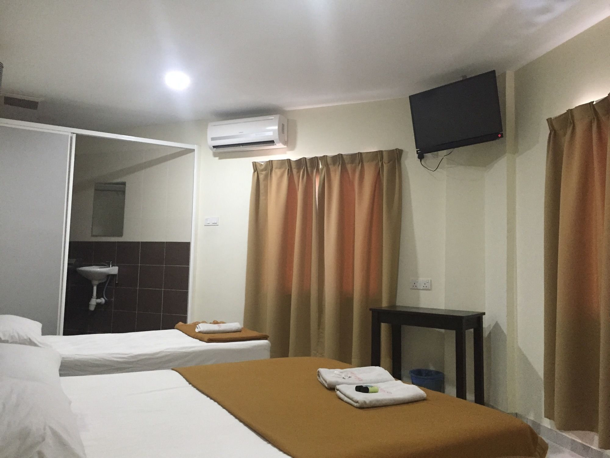 Oyo 91130 Hotel 91 Bukit Mewah Kajang Bagian luar foto